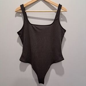 Saltwater Luxe Black Ribbed Tank Quiet Luxury Cleangirl Bodysuit Womens L